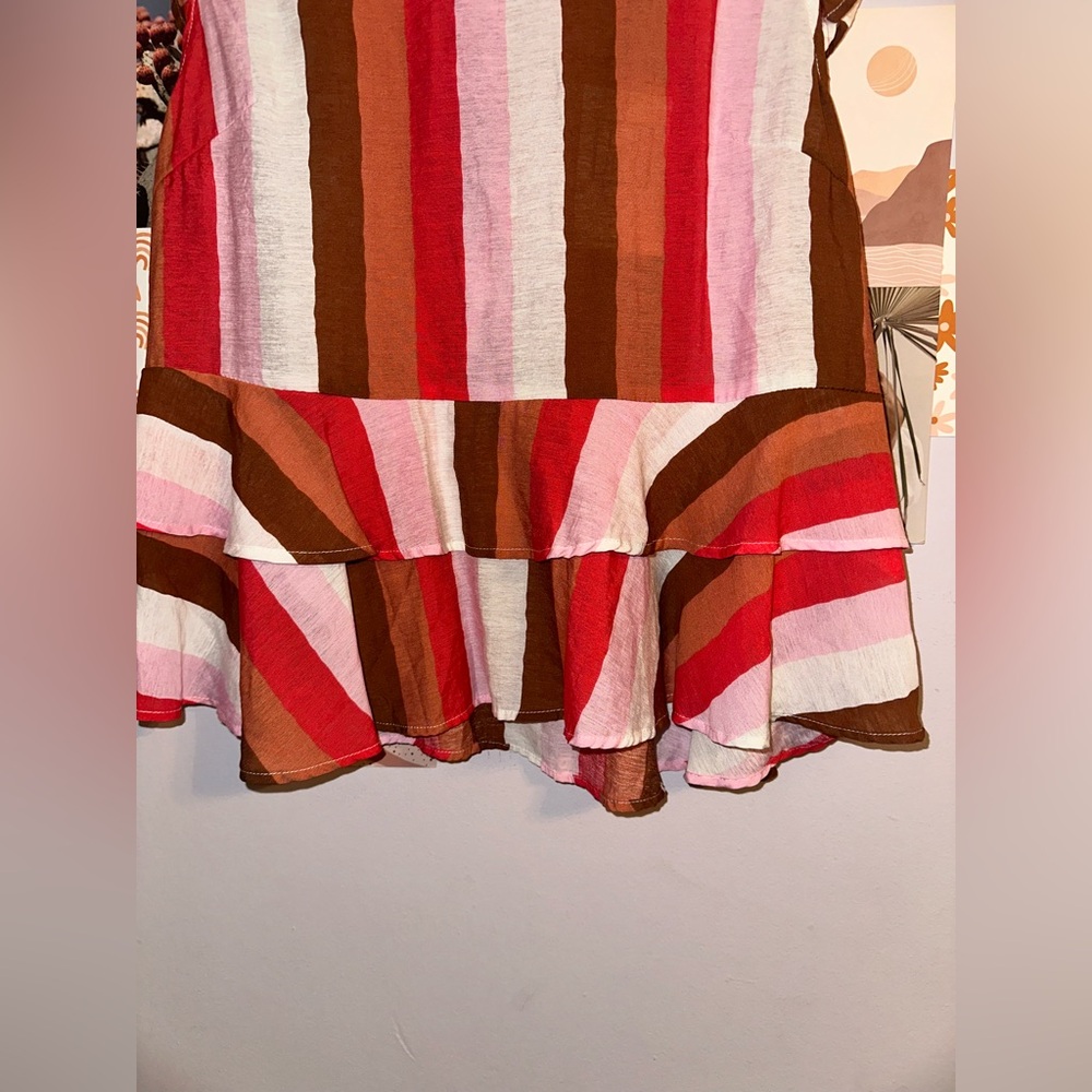 THML Colorblock Stripe Ruffle Top NWT - Picture 8 of 8